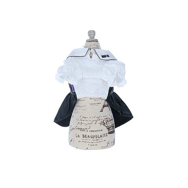 2022 ANNA SUI（アナ スイ）フェイクレザープリーツワンピース