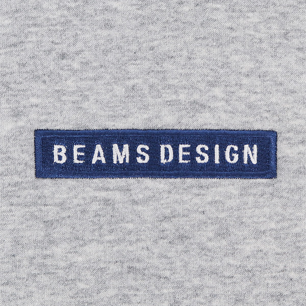 BEAMS DESIGN（ビームス デザイン）スタンダードロゴパーカー