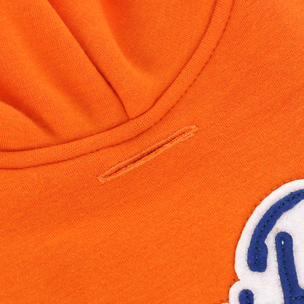 BEAMS DESIGN（ビームス デザイン）スクリプトロゴパーカー