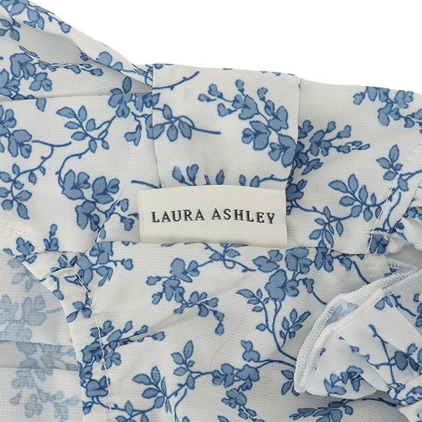 2025新商品 LAURA ASHLEY（ローラアシュレイ）リボンワンピース