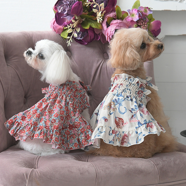 2025新商品 LAURA ASHLEY（ローラアシュレイ）スモッキング刺繍キャミワンピース