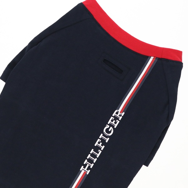 TOMMY HILFIGER（トミーヒルフィガー）ストライプロゴプリントTシャツ / Dog Stripe Logo Print Tee