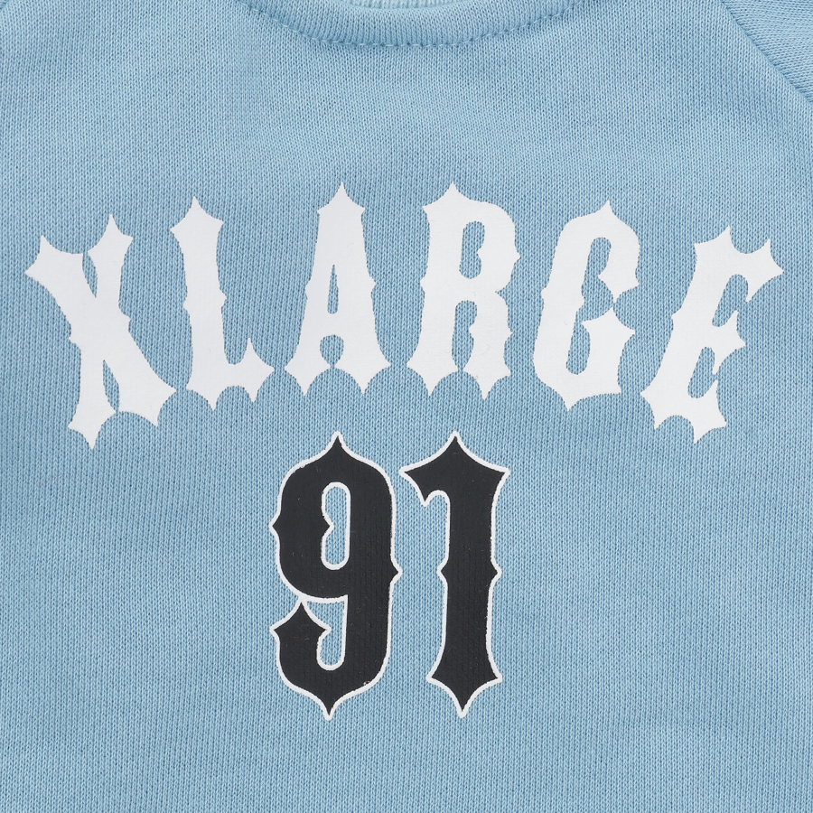 2025新商品 XLARGE（エクストララージ）ロゴプルオーバー
